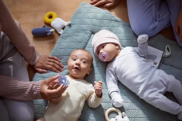 پستانک ارتودنسی انگشتی ۰ تا ۶ ماه دوتایی فیلیپس اونت Philips Avent مدل SCF099/20 - Image 3